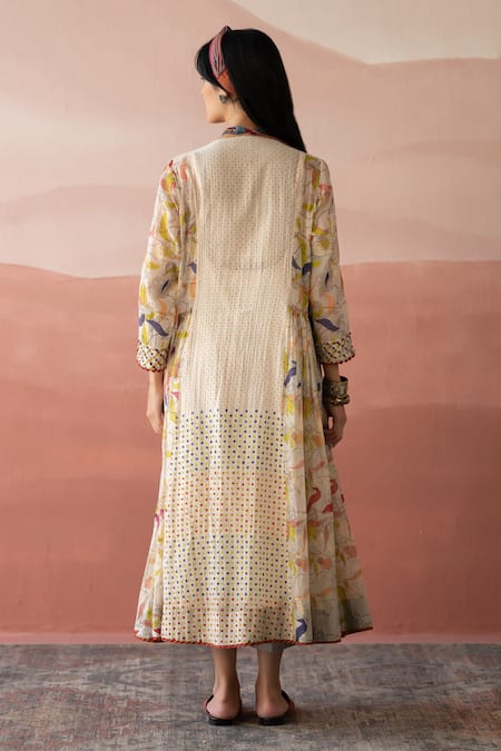 Shop Swatti Kapoor White Chanderi, Cotton Sequins, Beads Aziz Hand Block Print Kurta With Slip at Aza Fashions Shop_Swatti Kapoor_White Chanderi, Cotton Sequins, Beads Aziz Hand Block Print Kurta With Slip _at_Aza_Fashions