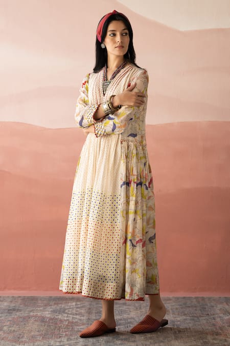 Buy Swatti Kapoor White Chanderi, Cotton Sequins, Beads Aziz Hand Block Print Kurta With Slip Online at Aza Fashions Buy_Swatti Kapoor_White Chanderi, Cotton Sequins, Beads Aziz Hand Block Print Kurta With Slip _Online_at_Aza_Fashions