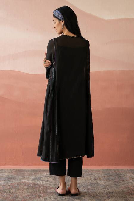 Swatti Kapoor Black Striped Chanderi Solid Round Femi Kurta With Slip Online at Aza Fashions Swatti Kapoor_Black Striped Chanderi Solid Round Femi Kurta With Slip _Online_at_Aza_Fashions