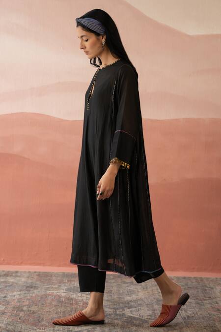 Buy Swatti Kapoor Black Striped Chanderi Solid Round Femi Kurta With Slip Online at Aza Fashions Buy_Swatti Kapoor_Black Striped Chanderi Solid Round Femi Kurta With Slip _Online_at_Aza_Fashions