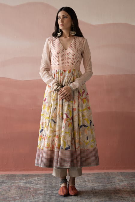 Swatti Kapoor Jadan Floral Print Kurta 