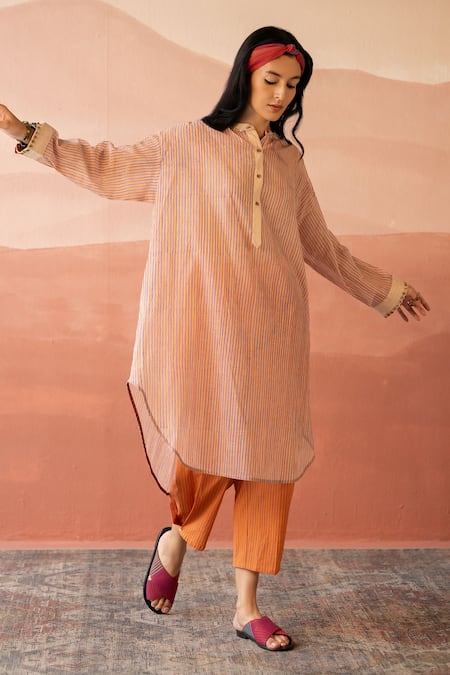 Shop Swatti Kapoor White Tunic Woven 40gm Chanderi Block Marwan Shirt Online at Aza Fashions Shop_Swatti Kapoor_White Tunic Woven 40gm Chanderi Block Marwan Shirt _Online_at_Aza_Fashions