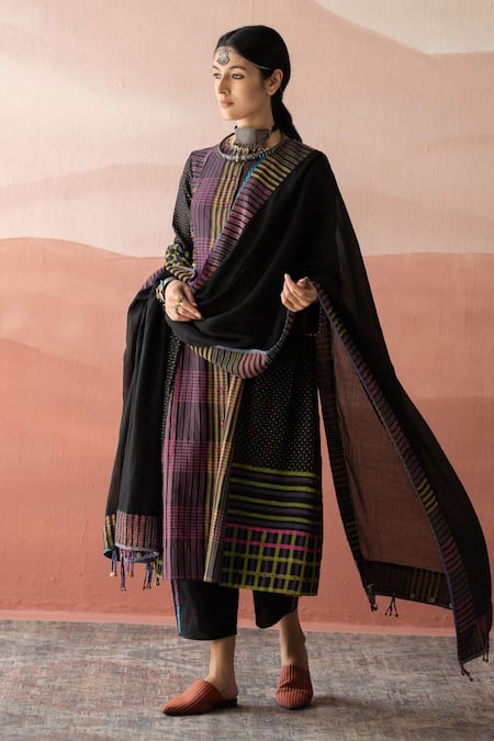 Swatti Kapoor_Black Chanderi Beads, Tassels Moke Stripe Border Woven Dupatta _at_Aza_Fashions