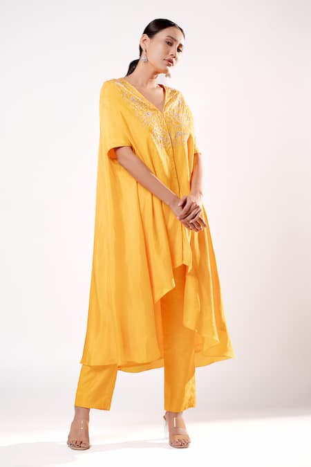 Shop Harshita Jain Yellow Silk Embroidery, Sequins V-neck Floral Hand Kurta And Pant Set at Aza Fashions Shop_Harshita Jain_Yellow Silk Embroidery, Sequins V-neck Floral Hand Kurta And Pant Set _at_Aza_Fashions