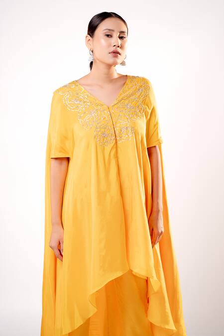 Harshita Jain Yellow Silk Embroidery, Sequins V-neck Floral Hand Kurta And Pant Set Online at Aza Fashions Harshita Jain_Yellow Silk Embroidery, Sequins V-neck Floral Hand Kurta And Pant Set _Online_at_Aza_Fashions