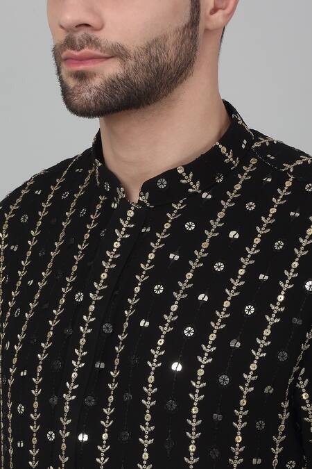 Shop Aham-Vayam Black Cotton Zari, Sequins Jahanuma Mughal Embroidered Kurta Set Online at Aza Fashions Shop_Aham-Vayam_Black Cotton Zari, Sequins Jahanuma Mughal Embroidered Kurta Set _Online_at_Aza_Fashions