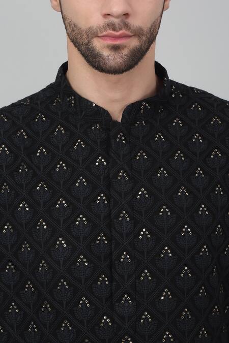 Buy Aham-Vayam Black Cotton Sequins, Embroidery Jahaan Thread Kurta Set Buy_Aham-Vayam_Black Cotton Sequins, Embroidery Jahaan Thread Kurta Set