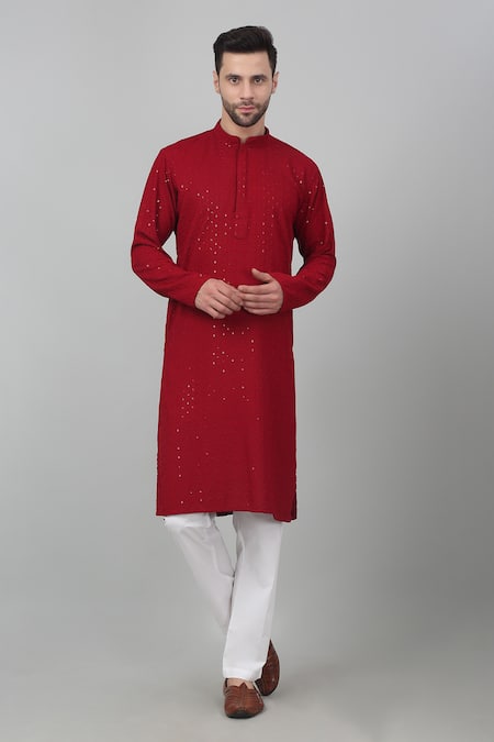 Aham-Vayam Thread Work Kurta Set 