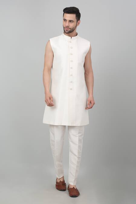 Buy Aham-Vayam White Cotton Embroidery Gulnazm Thread Sherwani Set Online at Aza Fashions Buy_Aham-Vayam_White Cotton Embroidery Gulnazm Thread Sherwani Set _Online_at_Aza_Fashions