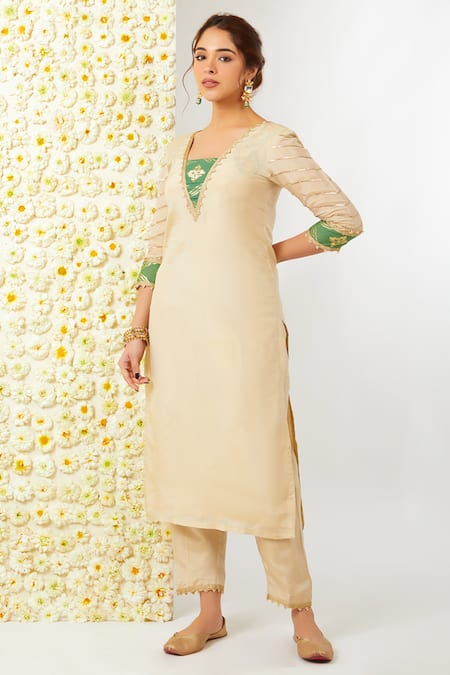 Shop_Tashee_Beige Tissue, Chanderi Embroidery V-neck Floral Work Kurta Pant Set _Online_at_Aza_Fashions