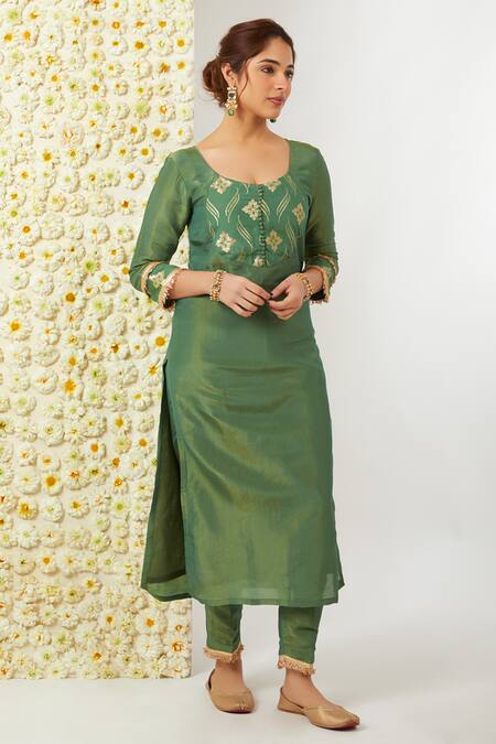 Shop Tashee Green Tissue, Chanderi Embroidery Round Neck Floral Kurta Pant Set Online at Aza Fashions Shop_Tashee_Green Tissue, Chanderi Embroidery Round Neck Floral Kurta Pant Set _Online_at_Aza_Fashions