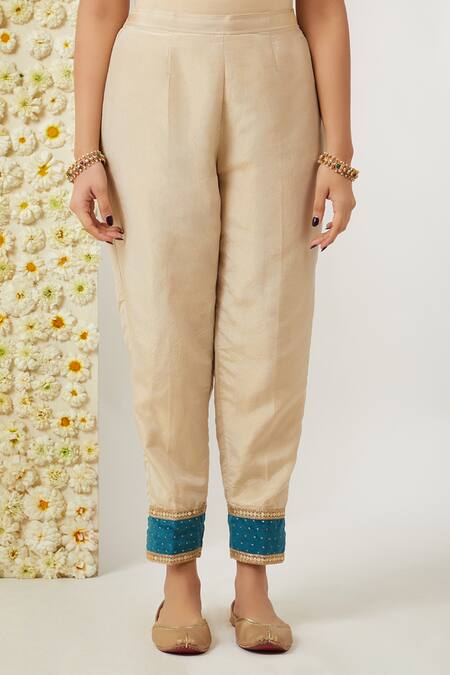 Tashee_Beige Tissue, Velvet Embroidery V-neck Floral Kurta And Pant Set _Online_at_Aza_Fashions