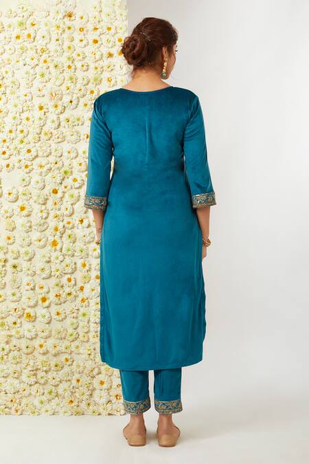 Shop_Tashee_Blue Velvet Embroidery Split V-neck Floral Work Kurta And Pant Set _at_Aza_Fashions