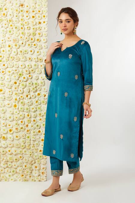 Shop_Tashee_Blue Velvet, Organza Embroidery Split V-neck Floral Work Kurta Pant Set _Online_at_Aza_Fashions