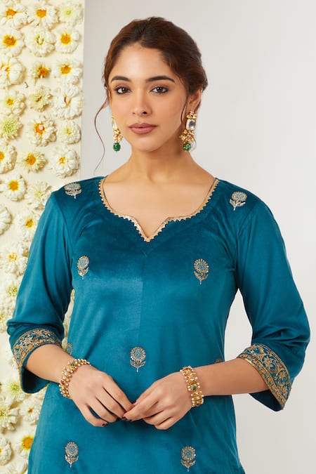 Tashee_Blue Velvet, Organza Embroidery Split V-neck Floral Work Kurta Pant Set _at_Aza_Fashions