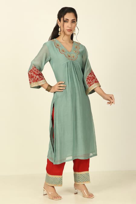 Tashee_Blue Chanderi, Cotton Embroidery V-neck Kurta With Pant _at_Aza_Fashions