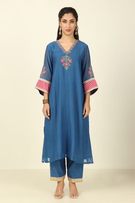 Buy_Tashee_Blue Chanderi, Cotton Embroidery, Lace Floral Vine Threadwork Kurta Pant Set _Online_at_Aza_Fashions