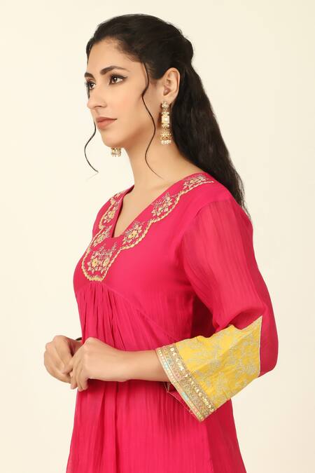Tashee Magenta Chanderi, Cotton Embroidery Collared Straight Kurta Pant Set at Aza Fashions Tashee_Magenta Chanderi, Cotton Embroidery Collared Straight Kurta Pant Set _at_Aza_Fashions