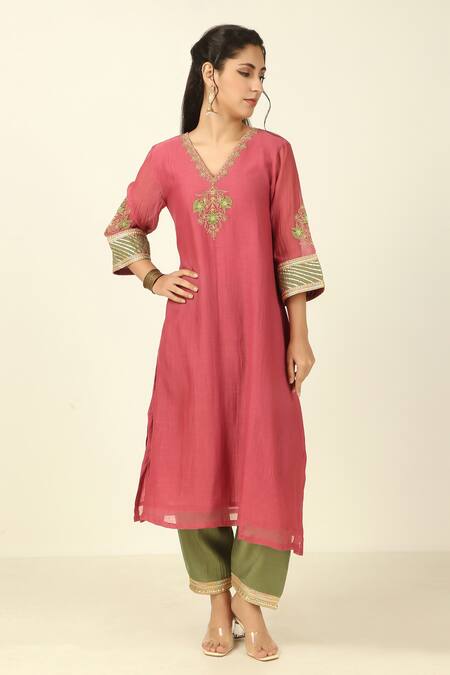 Buy_Tashee_Pink Chanderi, Cotton Embroidery, Gota Patti V-neck Straight Fit Kurta With Pant _Online_at_Aza_Fashions