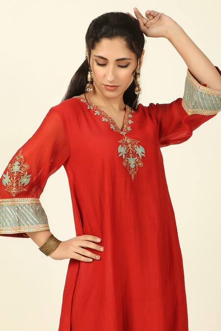 Tashee Red Chanderi, Cotton Embroidery, Gota Patti, Lace Flower Yoke Kurta With Pant at Aza Fashions Tashee_Red Chanderi, Cotton Embroidery, Gota Patti, Lace Flower Yoke Kurta With Pant _at_Aza_Fashions