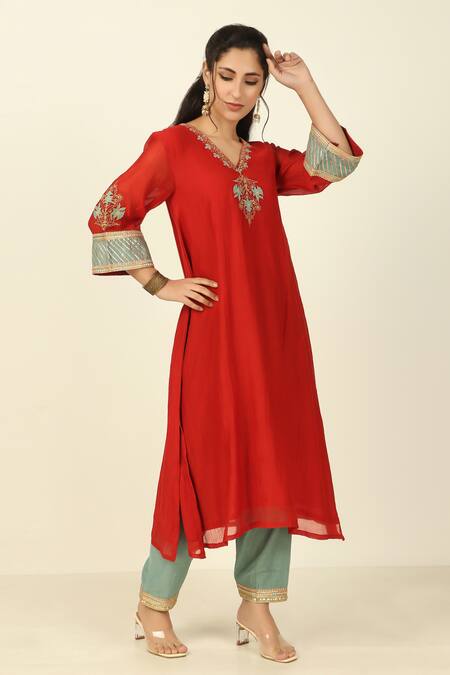 Tashee Red Chanderi, Cotton Embroidery, Gota Patti, Lace Flower Yoke Kurta Pant Set at Aza Fashions Tashee_Red Chanderi, Cotton Embroidery, Gota Patti, Lace Flower Yoke Kurta Pant Set _at_Aza_Fashions