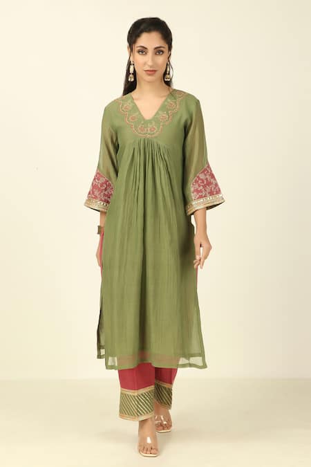 Buy_Tashee_Green Chanderi, Cotton Embroidery, Lace Collared Pleated Front Kurta Pant Set _Online_at_Aza_Fashions