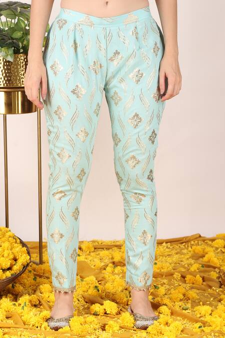 Tashee_Blue Organza, Chanderi Zari, Pearls V-neck Fleur Weaved Kurta With Pant _Online_at_Aza_Fashions