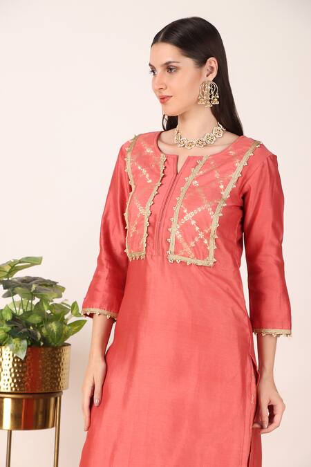 Shop_Tashee_Orange Organza, Chanderi Zari Round Bloom Jaal Applique Yoke Kurta With Pant _Online_at_Aza_Fashions