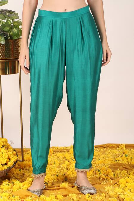 Tashee_Green Organza, Chanderi Weaved Zari Bloom Neckline Anarkali With Pant _at_Aza_Fashions