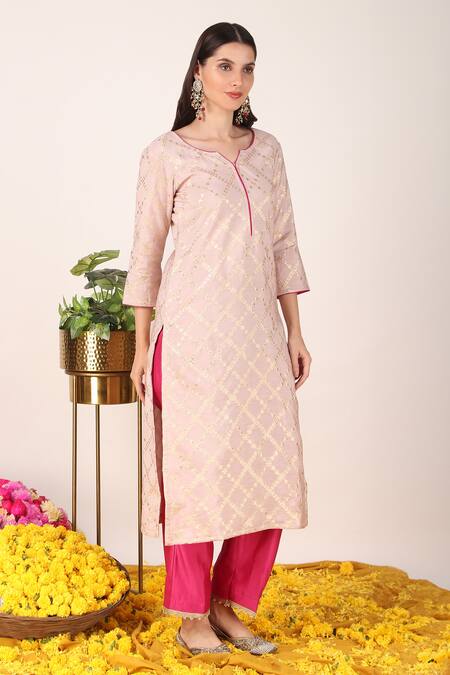 Buy_Tashee_Pink Chanderi, Organza Embroidery, Pearls, Zari Vine Jaal Pattern Kurta Pant Set 