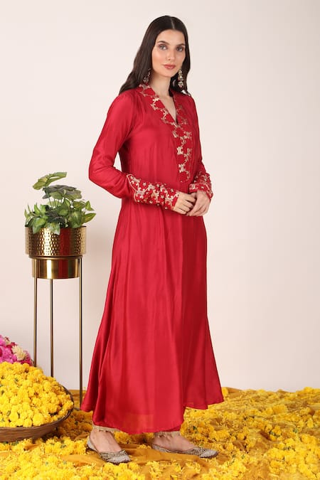 Shop_Tashee_Red Organza, Chanderi Zari, Pearls, Lace Weaved Florin Neckline Anarkali Set _Online_at_Aza_Fashions