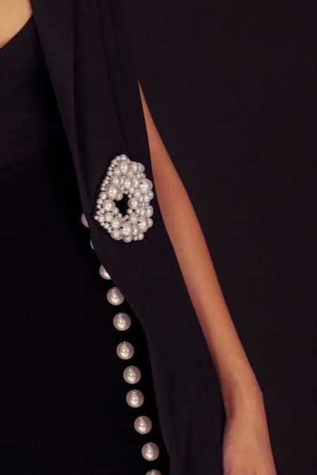 Buy Sameer Madan Black Taffeta, Brocade Pearls V-neck The Shirley Gilet Embellished Coat Online at Aza Fashions Buy_Sameer Madan_Black Taffeta, Brocade Pearls V-neck The Shirley Gilet Embellished Coat _Online_at_Aza_Fashions