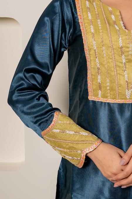 Buy Saangi Blue Silk, Gabardine, Gingham Embroidery Yoke Hand Straight Kurta Pant Set Buy_Saangi_Blue Silk, Gabardine, Gingham Embroidery Yoke Hand Straight Kurta Pant Set