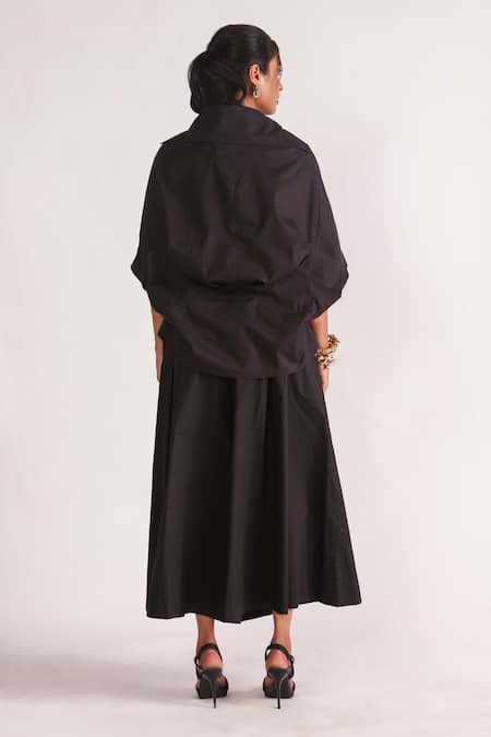 Shop_House Of Three_Black Poplin Collared Alef Drop Shoulder Shirt _at_Aza_Fashions