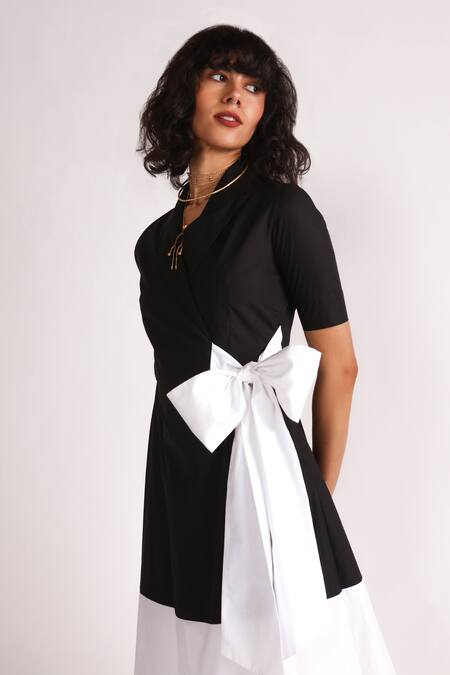 House Of Three Black Poplin Collared Artha Color Block Wrap Dress Online at Aza Fashions House Of Three_Black Poplin Collared Artha Color Block Wrap Dress _Online_at_Aza_Fashions