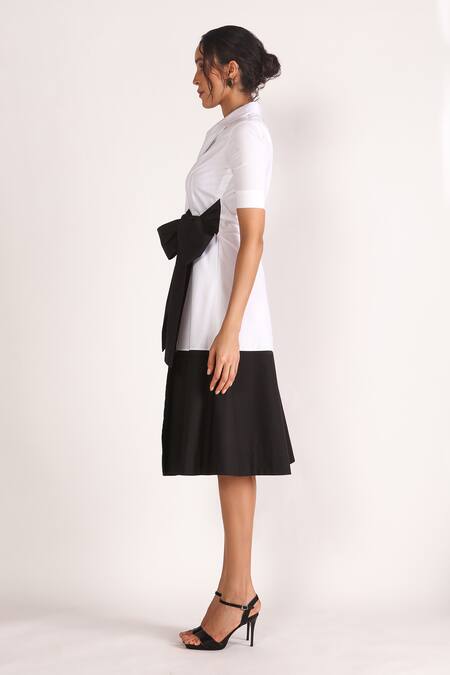 House Of Three Black Poplin Button-down Neck Artha Color Block Midi Wrap Dress Online at Aza Fashions House Of Three_Black Poplin Button-down Neck Artha Color Block Midi Wrap Dress _Online_at_Aza_Fashions
