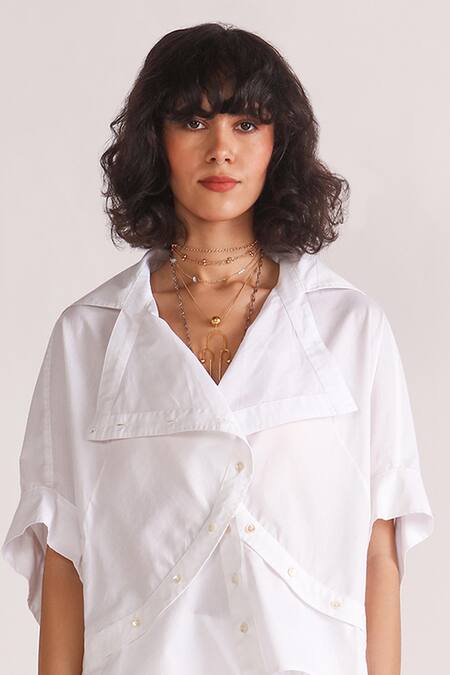 House Of Three White Poplin Hridaya Wide Leg Pleated Solid Pant Online at Aza Fashions House Of Three_White Poplin Hridaya Wide Leg Pleated Solid Pant _Online_at_Aza_Fashions