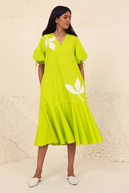 Kanelle Green Cotton, Poplin Embroidery V-neck Eliana Floral Applique Work A-line Dress Online at Aza Fashions Kanelle_Green Cotton, Poplin Embroidery V-neck Eliana Floral Applique Work A-line Dress_Online_at_Aza_Fashions