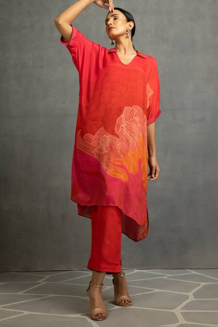 Shop Kahani Lush Red Cotton, Silk Collared Abstract Print Kurta Pant Set Online at Aza Fashions Shop_Kahani Lush_Red Cotton, Silk Collared Abstract Print Kurta Pant Set _Online_at_Aza_Fashions