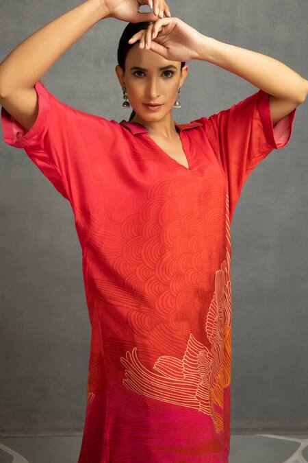 Kahani Lush Red Cotton, Silk Collared Abstract Print Kurta Pant Set at Aza Fashions Kahani Lush_Red Cotton, Silk Collared Abstract Print Kurta Pant Set _at_Aza_Fashions