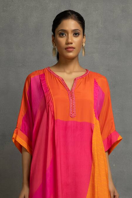 Kahani Lush Pink Cotton, Silk Embroidery Split V-neck Abstract Print Tunic And Pant Set Online at Aza Fashions Kahani Lush_Pink Cotton, Silk Embroidery Split V-neck Abstract Print Tunic And Pant Set _Online_at_Aza_Fashions