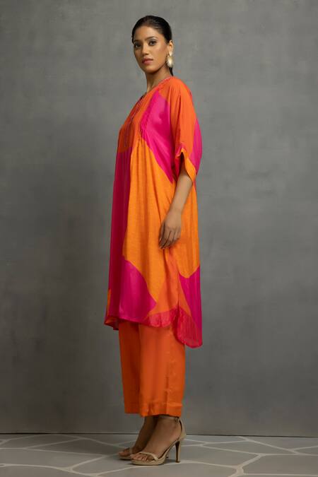 Buy Kahani Lush Pink Cotton, Silk Embroidery Split V-neck Abstract Print Tunic And Pant Set Online at Aza Fashions Buy_Kahani Lush_Pink Cotton, Silk Embroidery Split V-neck Abstract Print Tunic And Pant Set _Online_at_Aza_Fashions