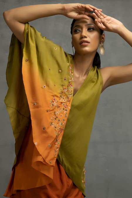 Kahani Lush_Green Cotton, Silk Beads, Embroidery V-neck Floral Asymmetric Top And Pant Set _at_Aza_Fashions