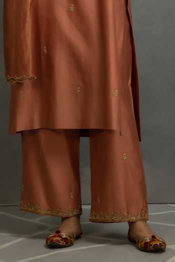 Buy Kahani Lush Brown Chanderi Silk Sequins, Embroidery V-neck Kurta Pant Set Online at Aza Fashions Buy_Kahani Lush_Brown Chanderi Silk Sequins, Embroidery V-neck Kurta Pant Set _Online_at_Aza_Fashions