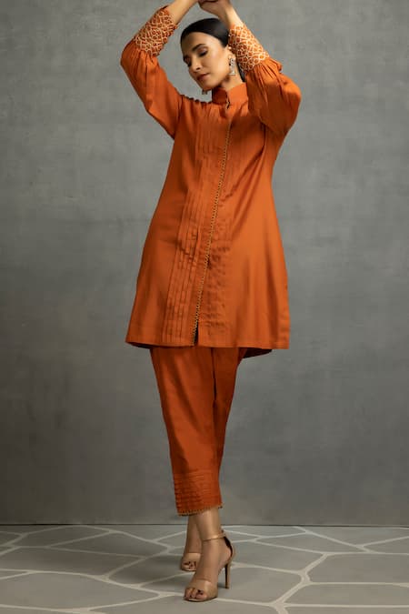 Kahani Lush Embroidered Cuff Tunic & Pant Set 