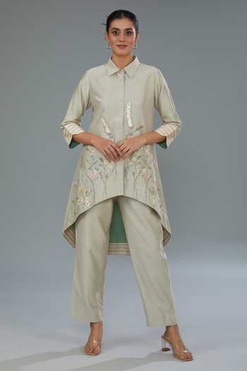 Kahani Lush Chanderi Silk Floral Embroidered Kurta & Pant Set