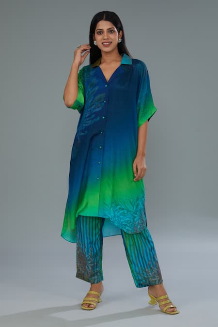 Kahani Lush Bloom Placement Print Shirt Kurta & Pant Set 