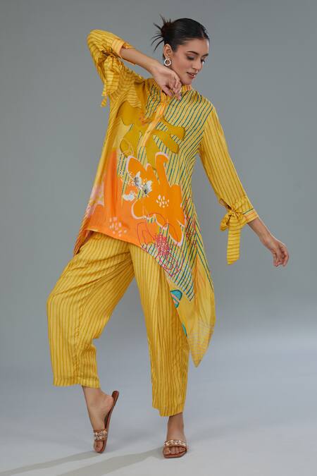 Kahani Lush_Yellow Cotton, Silk Mandarin Collar Stripe Floral Print Shirt Kurta And Pant Set _Online_at_Aza_Fashions