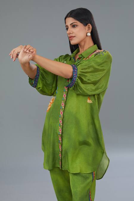 Kahani Lush_Green Cotton, Silk Embroidery Collared Botanical Print Shirt Kurta And Pant Set _Online_at_Aza_Fashions