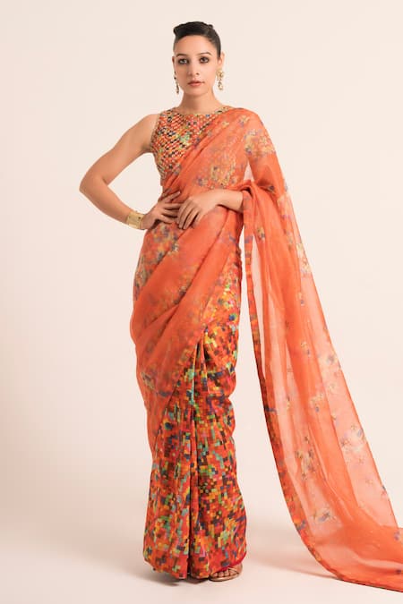 Ruhr India Geometric Pattern Embellished Saree With Blouse 